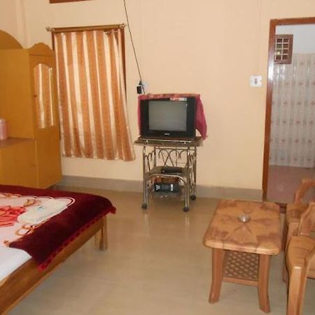 Kaziranga Rhino Guest House Hatikhuli ภายนอก รูปภาพ